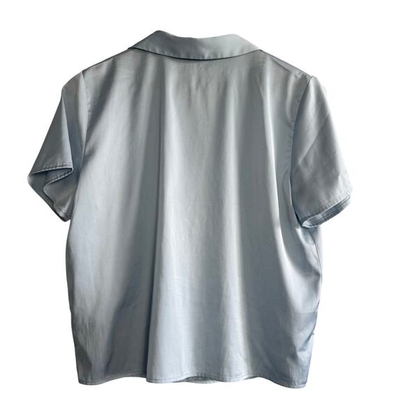 Rachel Roy Blue Button Front Blouse Size Small – Satin Look Short Sleeve Shirt - Picture 2 of 4